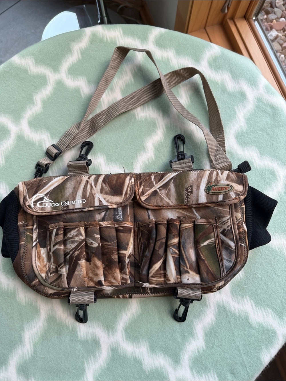 NEW Avery Outdoors Neoprene Handwarmer 10 Shell - Realtree Max 4 HD Brown Camo